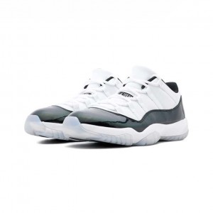 Jordan 11 Retro Low Iridescent3